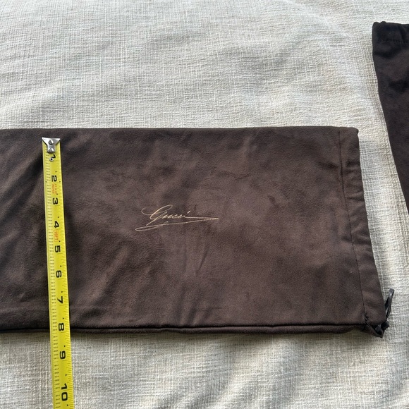 4 Rare Authentic Gucci Signature Dust Bags(sizes in pictures) - Picture 8 of 10